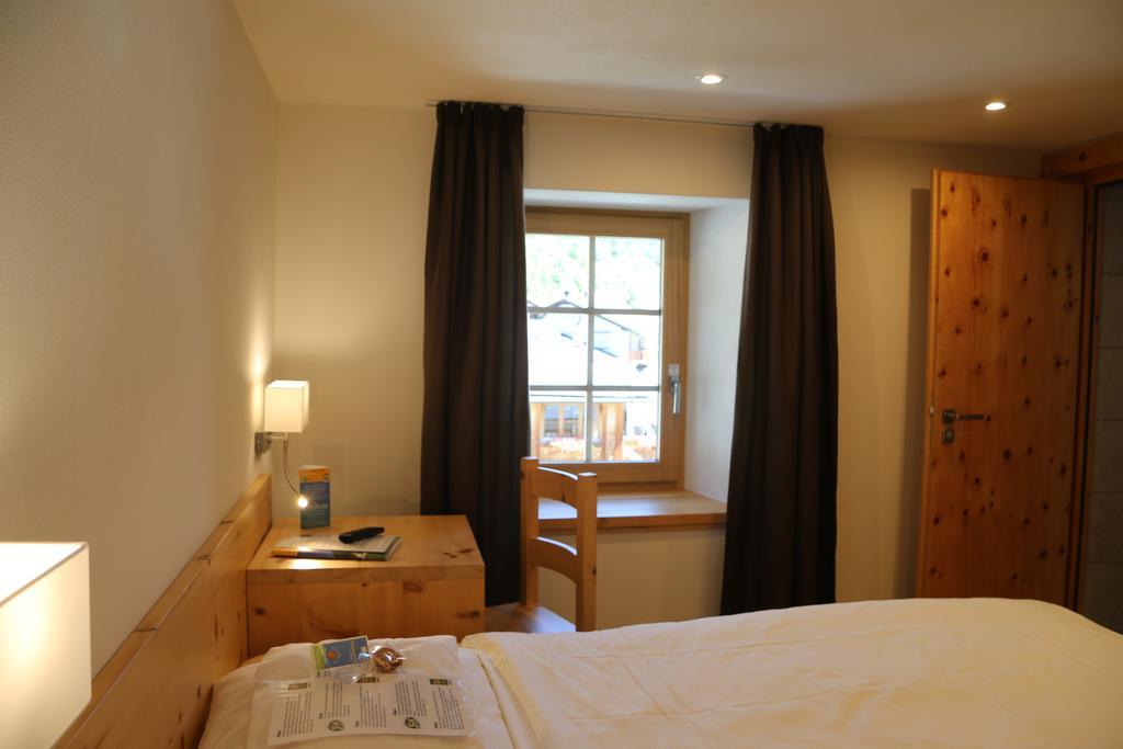 Hotel Helvetia Müstair Εξωτερικό φωτογραφία