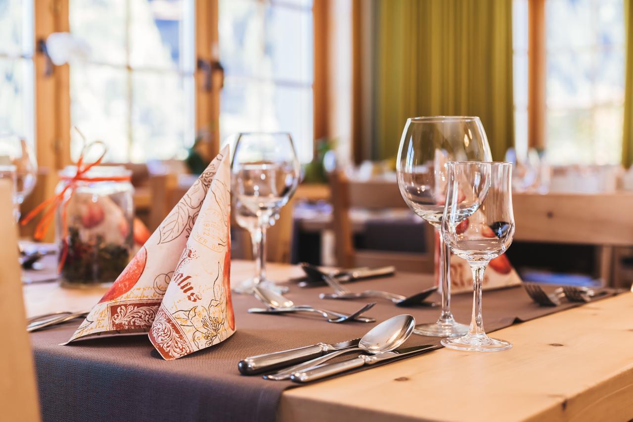 Hotel Helvetia Müstair Εξωτερικό φωτογραφία